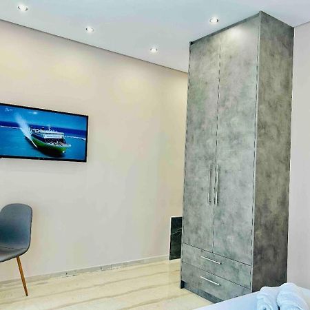Port Twins Suites No2 Piraeus Luaran gambar